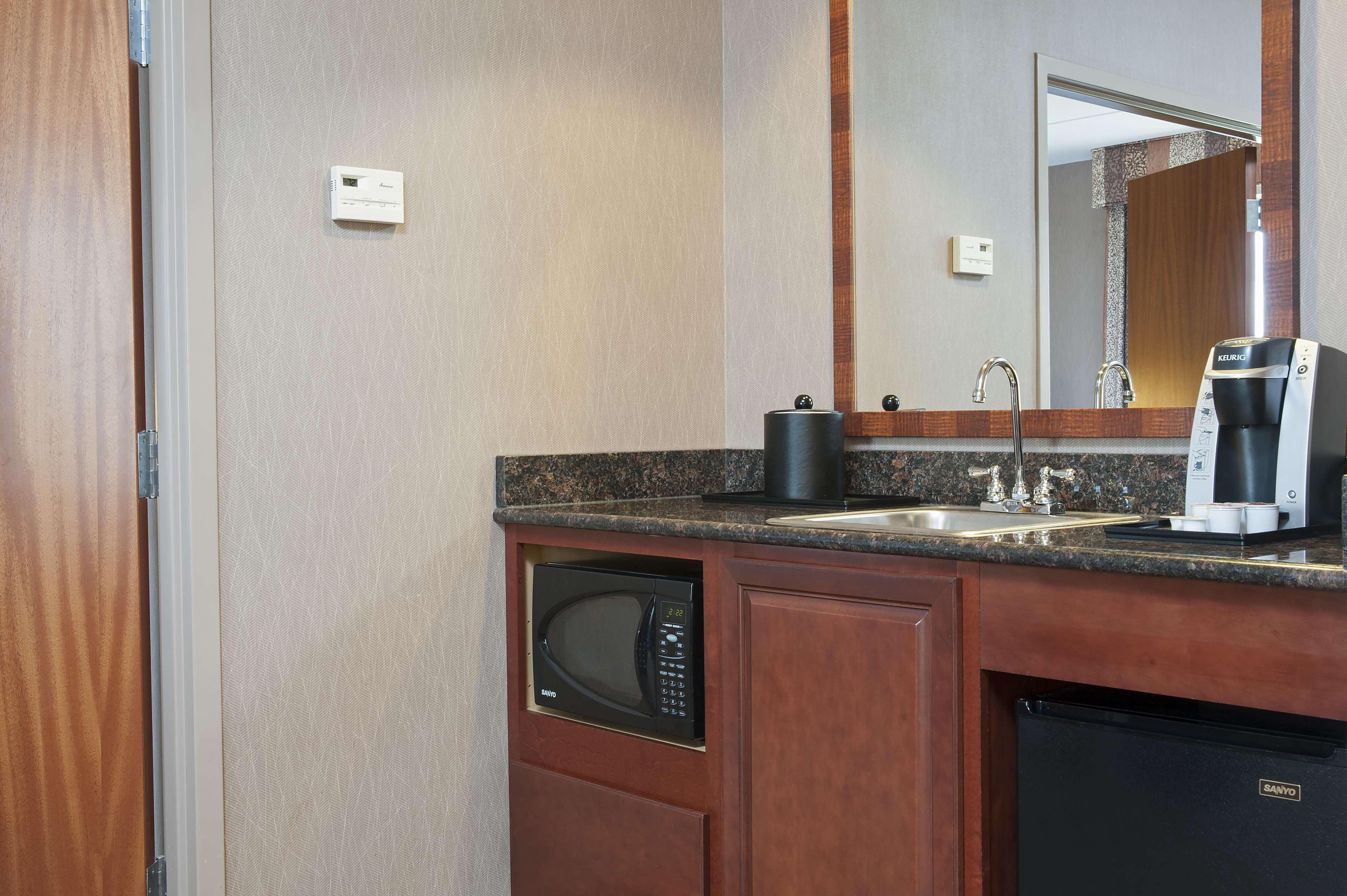 Hilton Garden Inn Indianapolis South/Greenwood Экстерьер фото