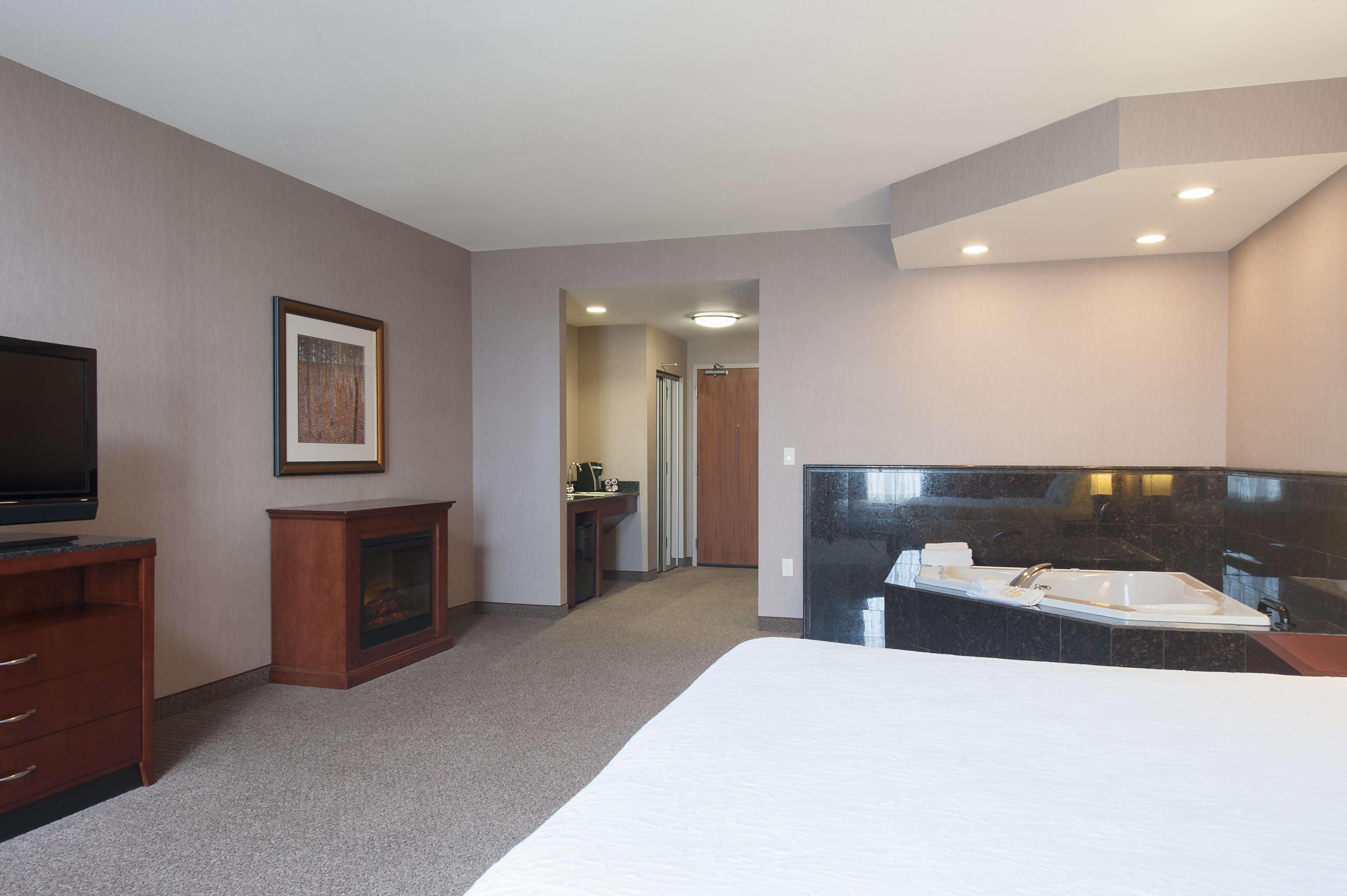 Hilton Garden Inn Indianapolis South/Greenwood Экстерьер фото